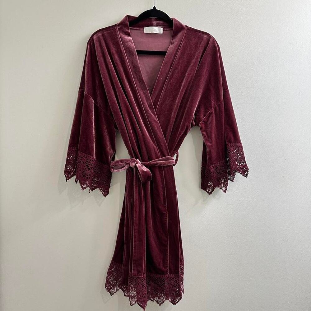 Ella Winston Burgundy Velvet Lace Trim Robe Bridal Bridesmaid Velvet One Size